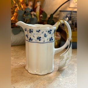 I. Godinger & Co. 4.5" Gold Trimmed Porcelain Blue Belle Pitcher NWOB
